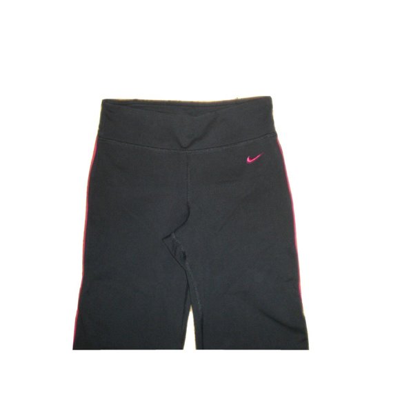 Nike Fit Dry Yoga Capris Exercise Workout Fitness Black/Pink - Picture 2 of 3